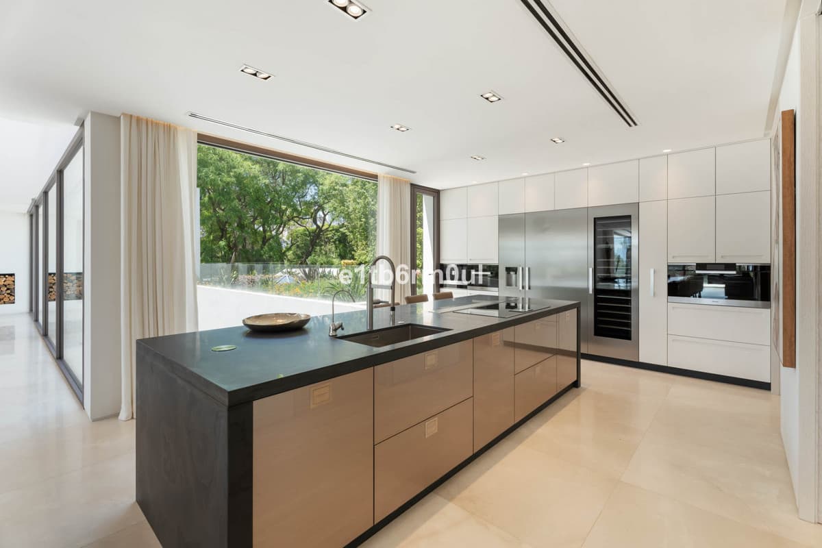 Detached Villa in La Quinta — photo 10 of 10