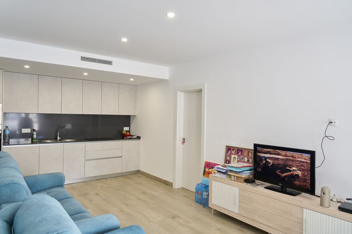 Ground Floor Apartment in Estepona — photo 4 of 10