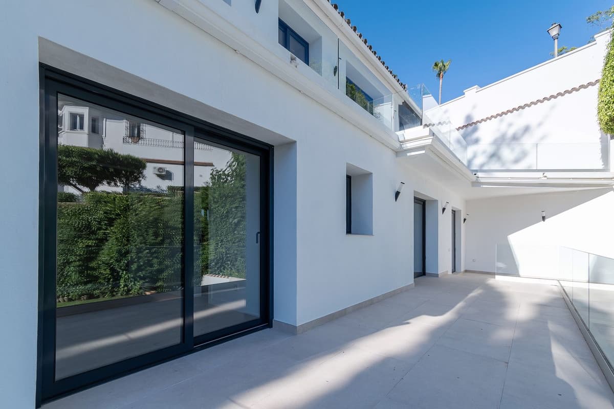 Detached Villa in Marbella — photo 10 of 10