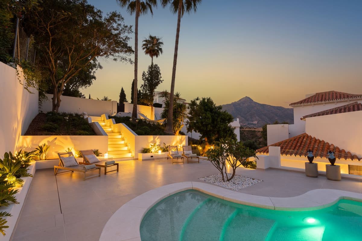 Detached Villa in Nueva Andalucía — photo 4 of 10