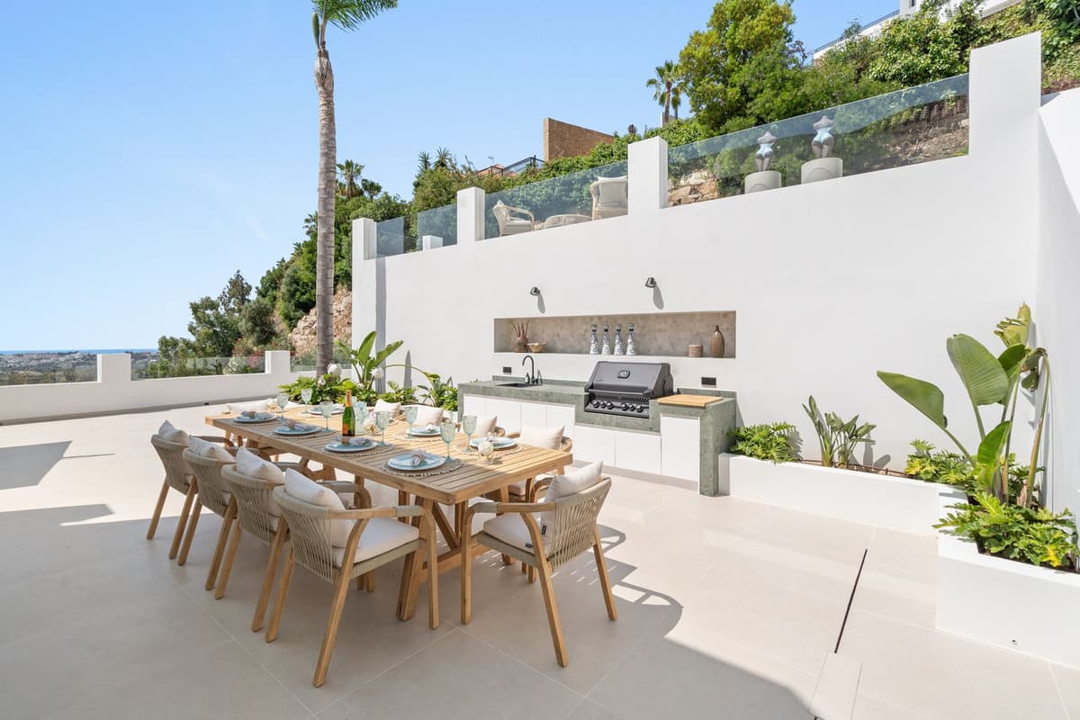Detached Villa in Nueva Andalucía — photo 10 of 10
