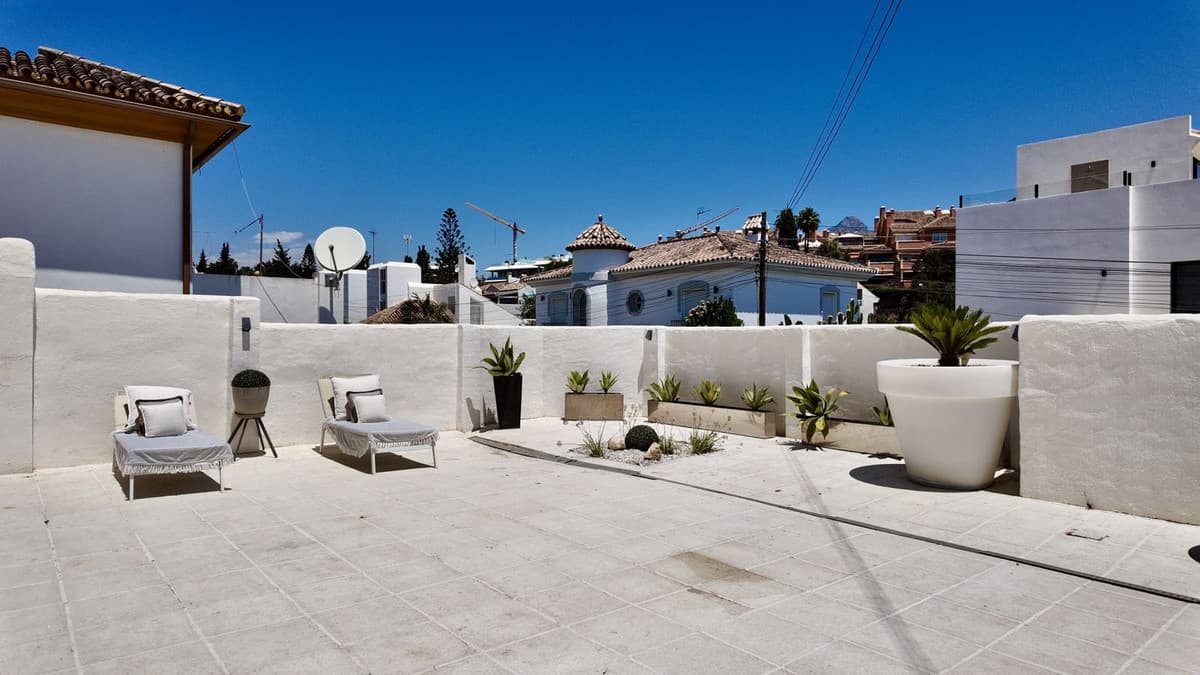 Detached Villa in Nueva Andalucía — photo 6 of 10