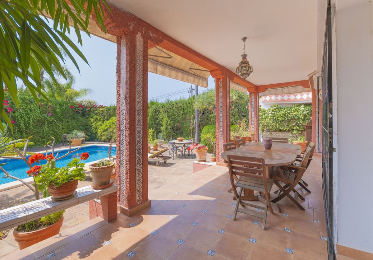 Detached Villa in Marbella — photo 4 of 10