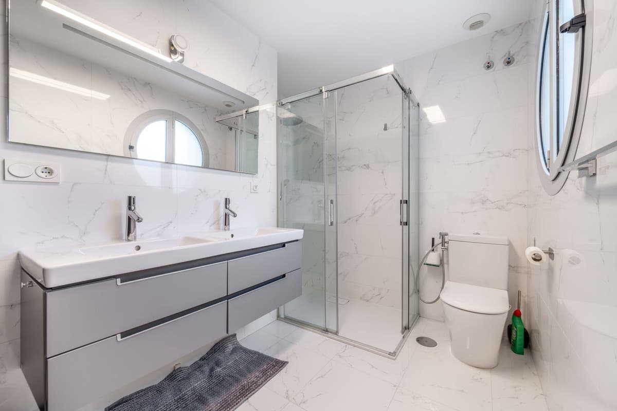 Middle Floor Apartment in Fuengirola — photo 9 of 10