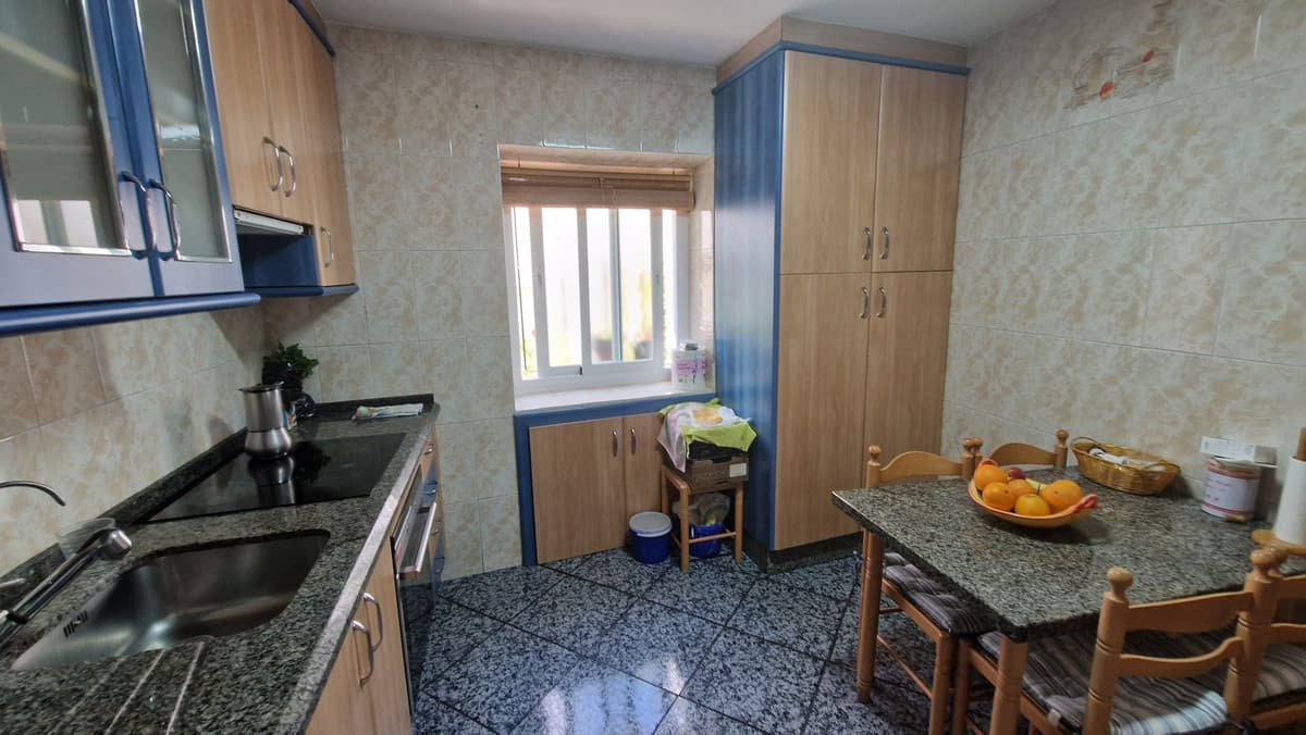 Townhouse in Estepona — photo 8 of 10