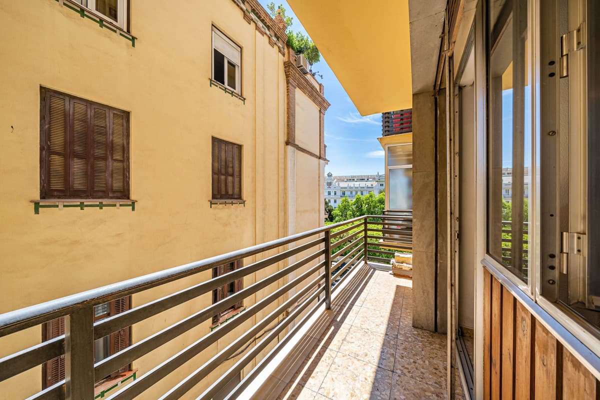 Middle Floor Apartment in Málaga Centro — photo 3 of 10