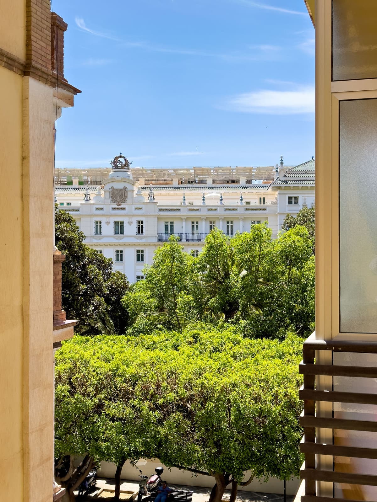 Middle Floor Apartment in Málaga Centro — photo 5 of 10