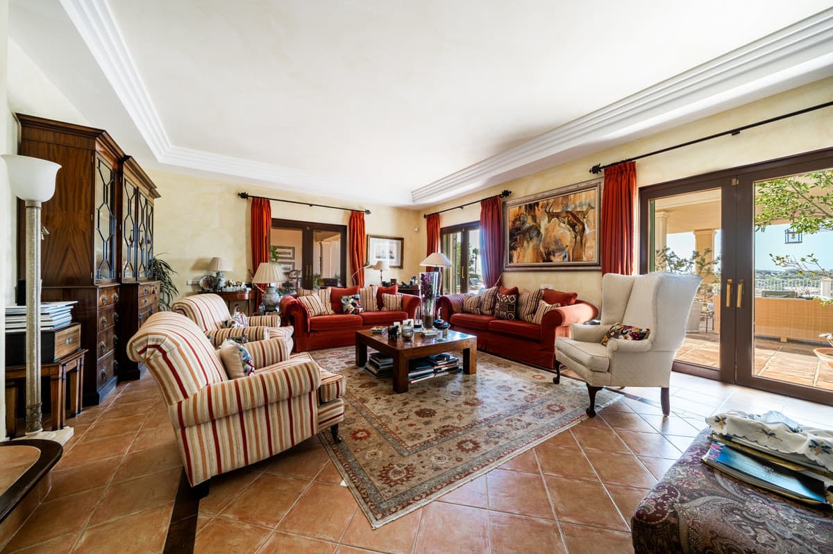 Detached Villa in Sotogrande — photo 3 of 10