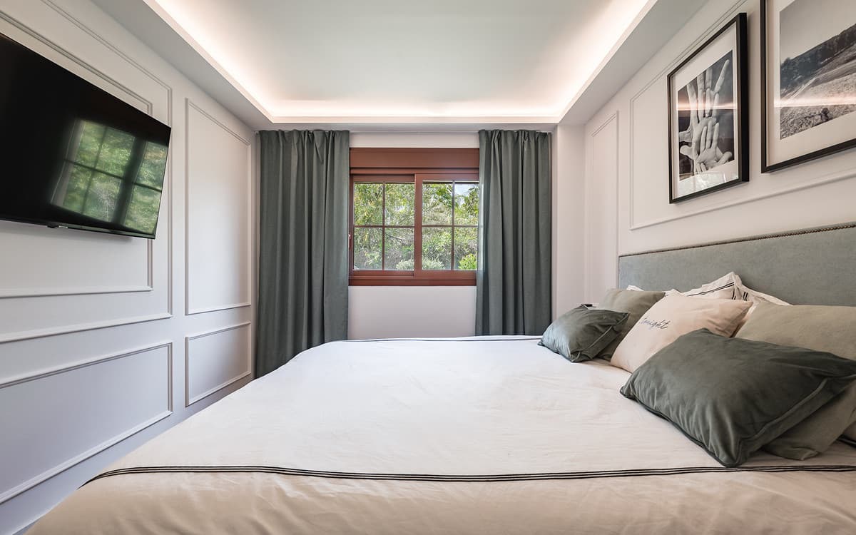Ground Floor Apartment in Benahavís — photo 4 of 10