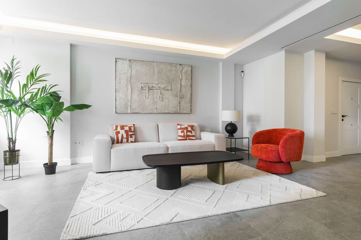 Middle Floor Apartment in Centro Histórico — photo 2 of 10