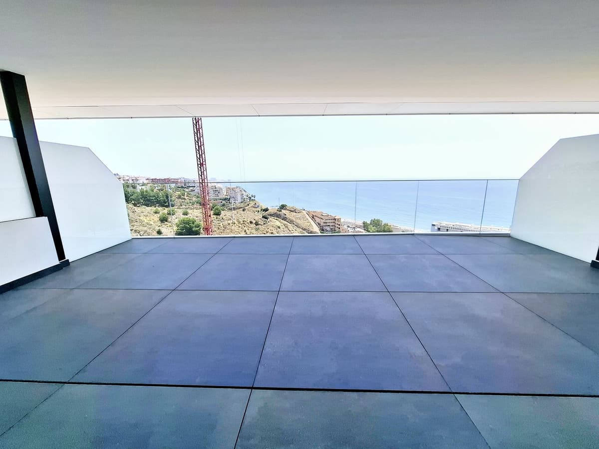 Middle Floor Apartment in Fuengirola — photo 2 of 10