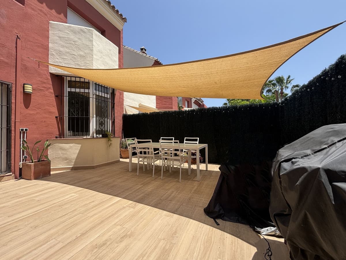 Townhouse in Estepona — photo 4 of 10