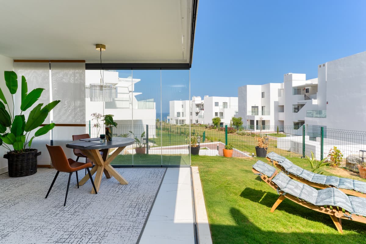 Ground Floor Apartment in Casares — photo 2 of 10