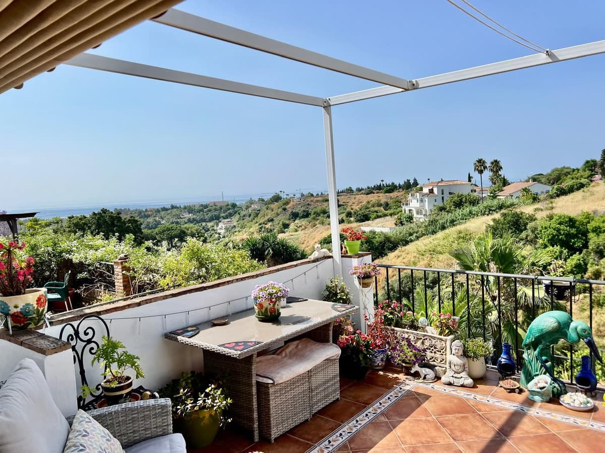 Townhouse in Estepona — photo 2 of 10