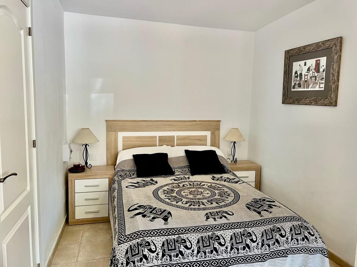 Townhouse in Estepona — photo 9 of 10