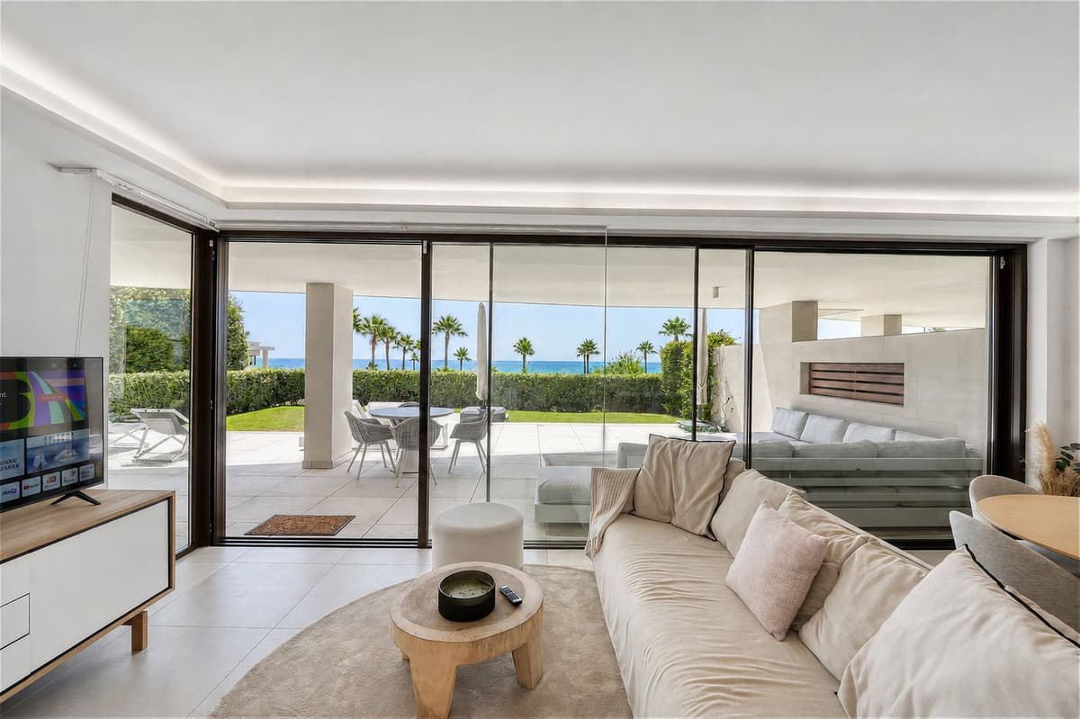 Ground Floor Apartment in Estepona — photo 2 of 10