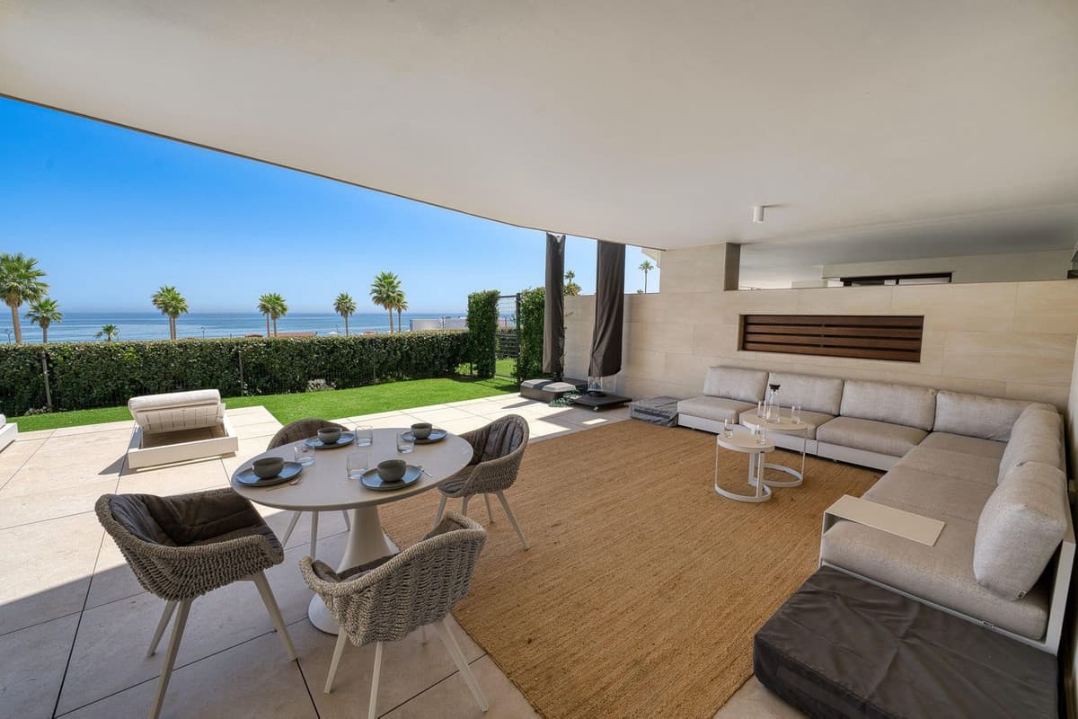 Ground Floor Apartment in Estepona — photo 5 of 10