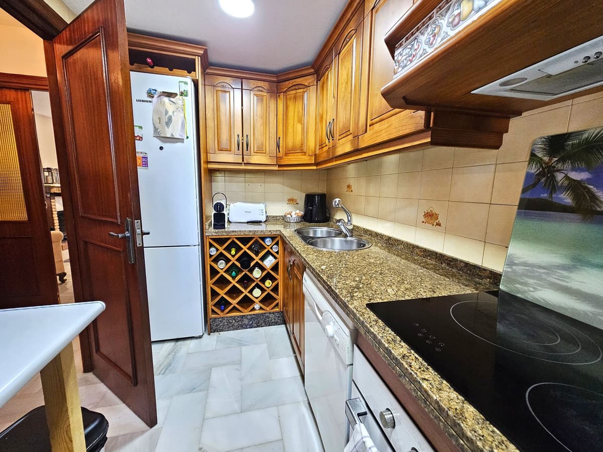 Townhouse in Benahavís — photo 9 of 10