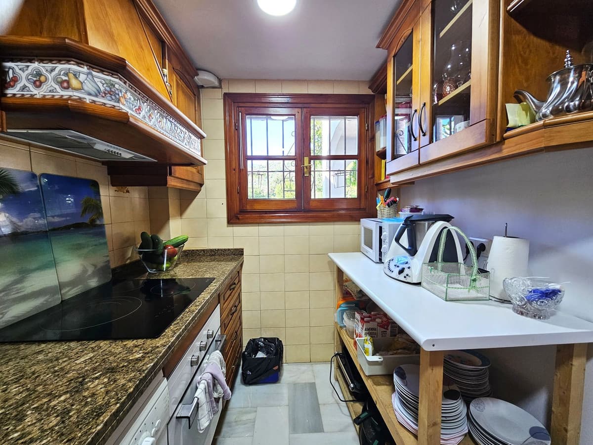 Townhouse in Benahavís — photo 10 of 10