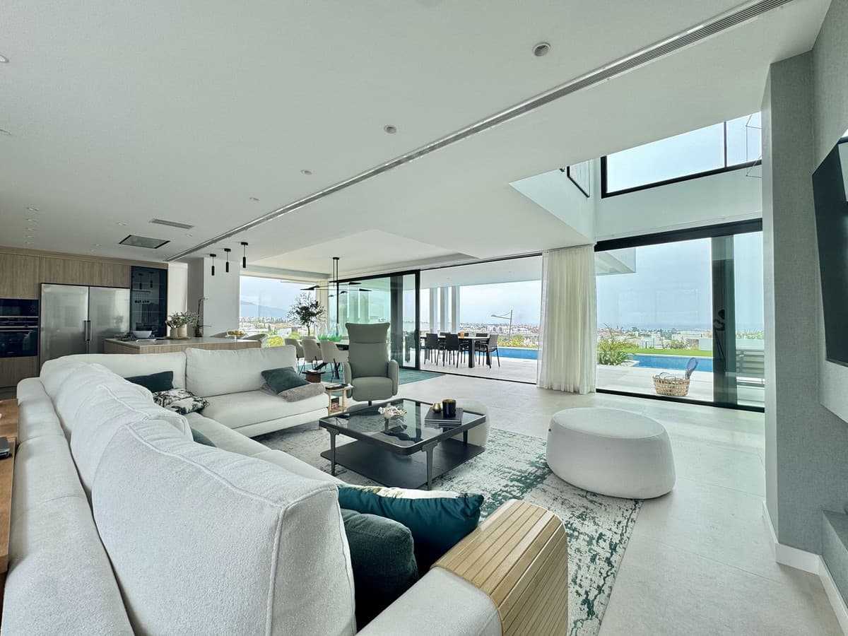 Detached Villa in Cancelada — photo 4 of 10