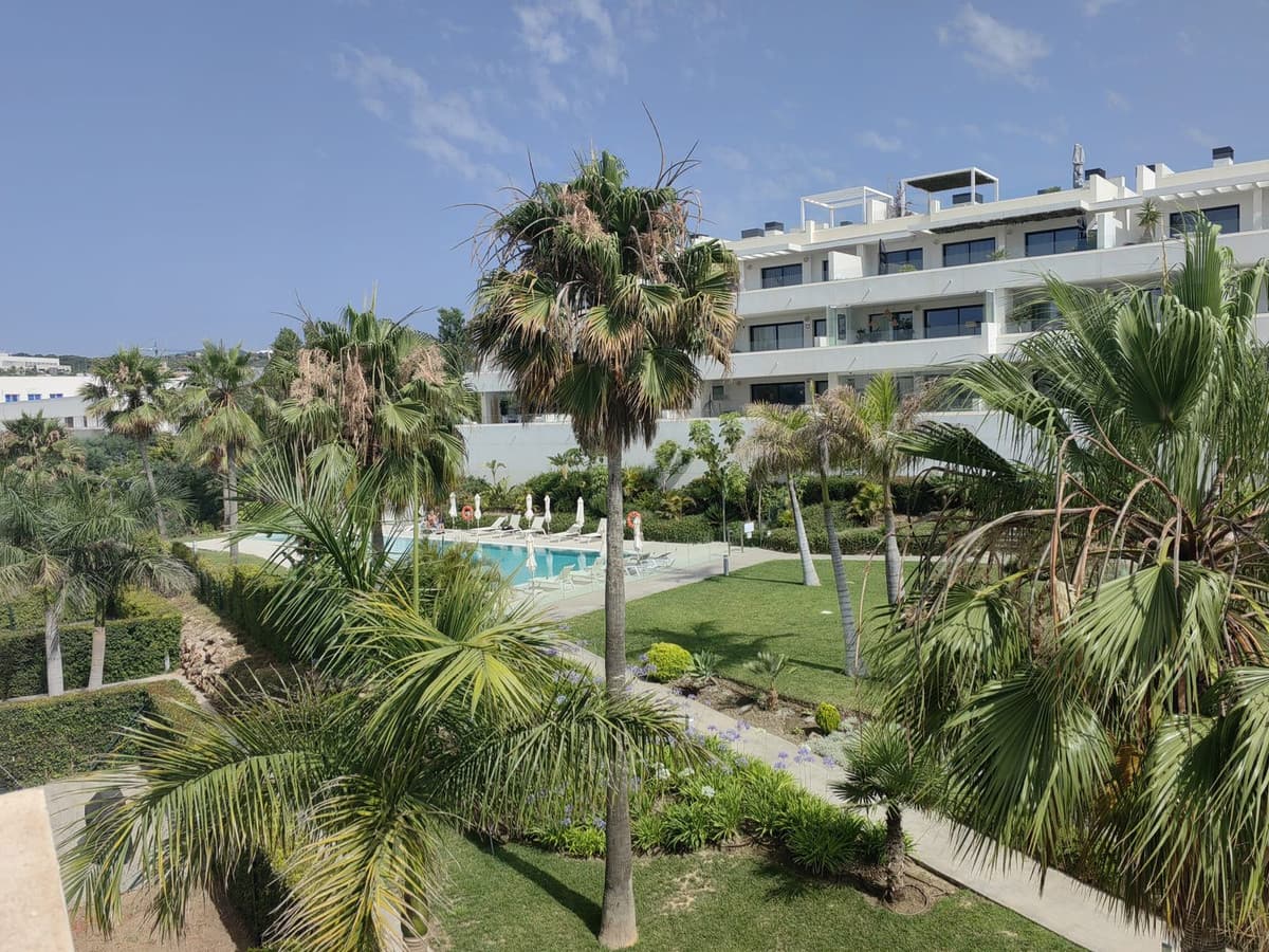 Penthouse Duplex in Estepona — photo 2 of 10