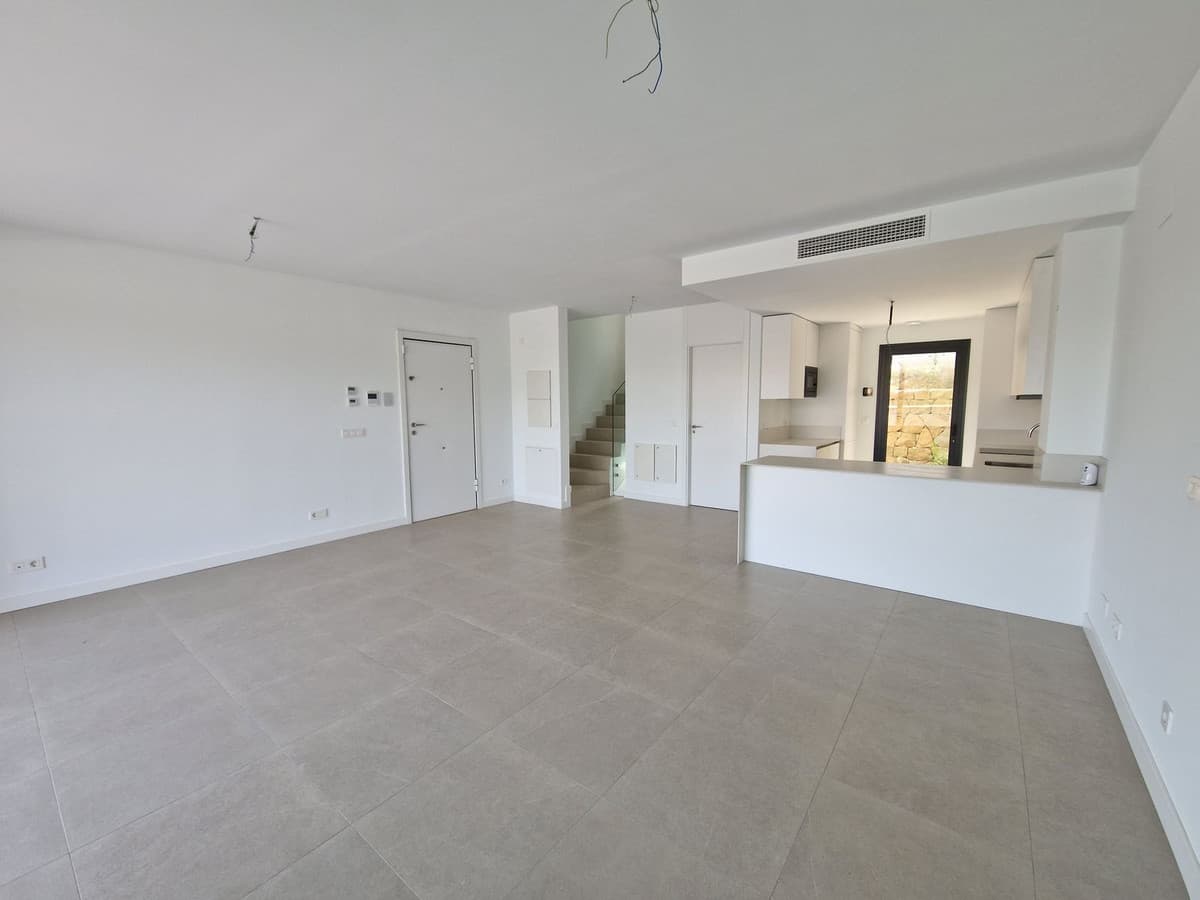 Semi-Detached House in Atalaya — photo 8 of 10