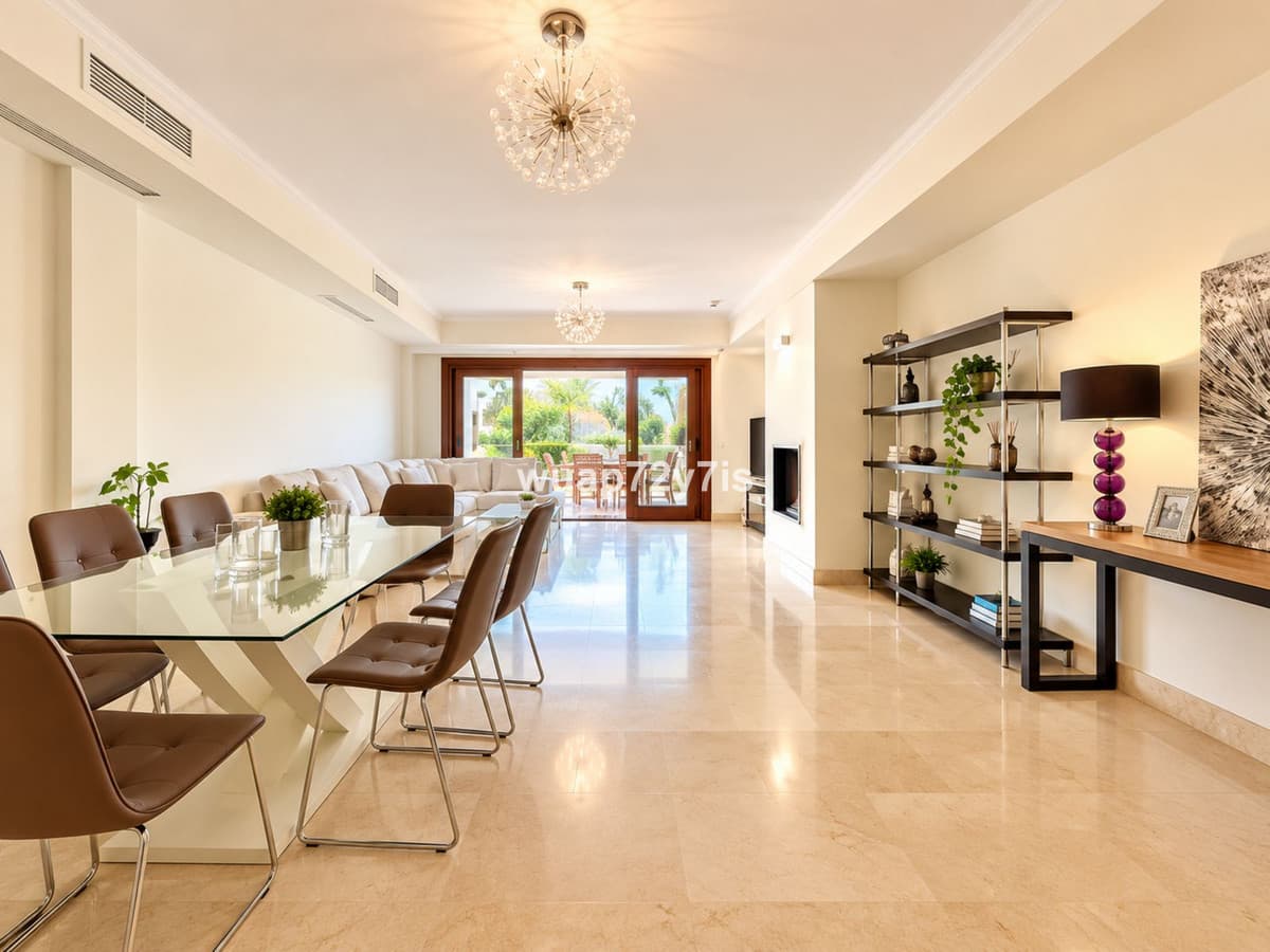 Ground Floor Apartment in The Golden Mile — photo 7 of 10