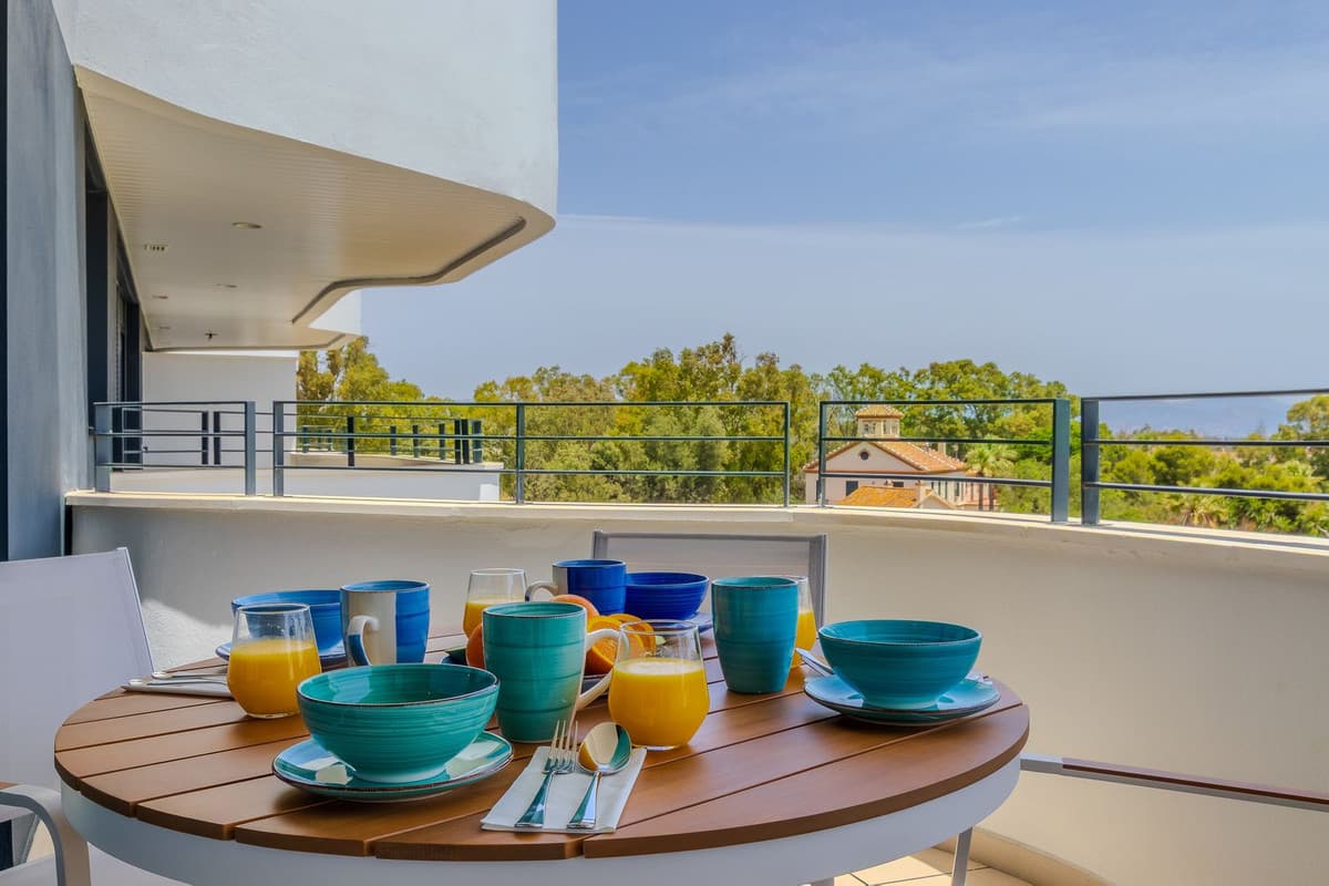 Middle Floor Apartment in Torremolinos — photo 3 of 10