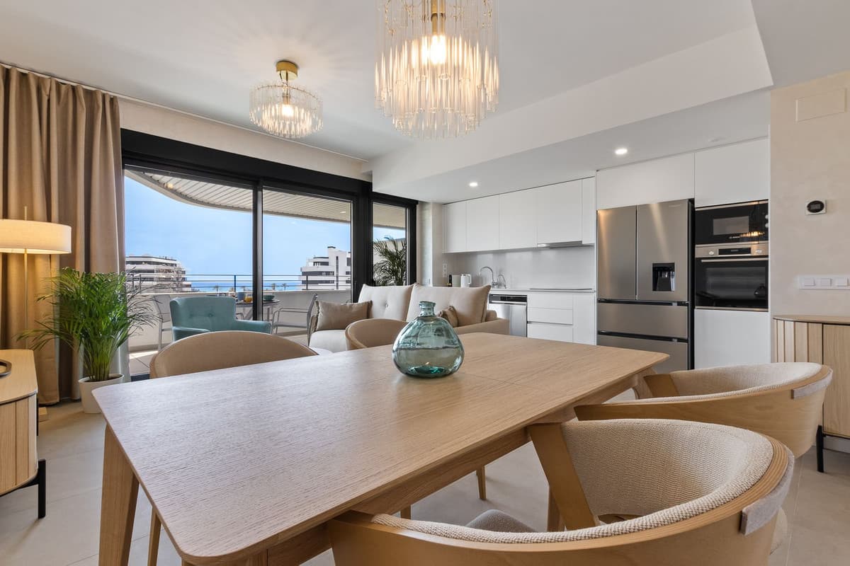 Middle Floor Apartment in Torremolinos — photo 6 of 10