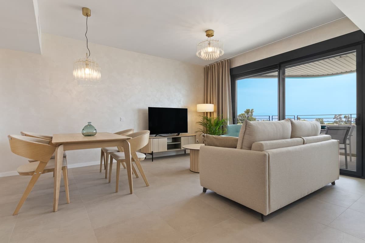 Middle Floor Apartment in Torremolinos — photo 7 of 10
