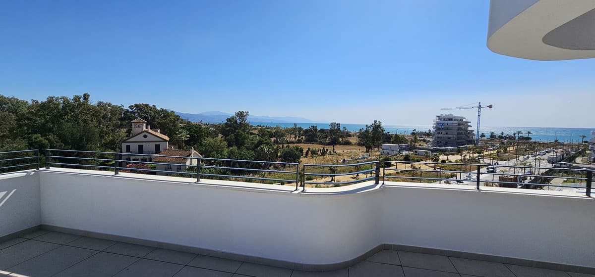 Penthouse in Torremolinos — photo 4 of 9