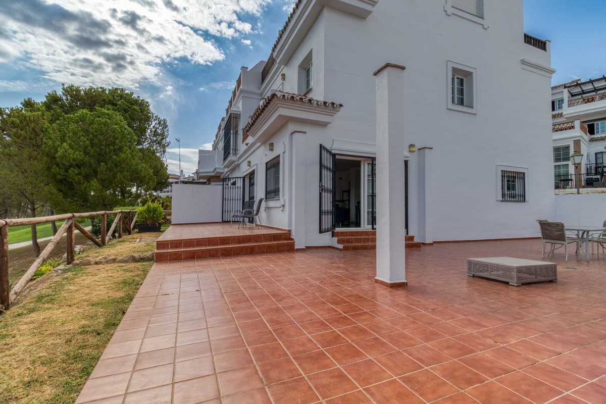 Semi-Detached House in Lauro Golf — photo 3 of 10