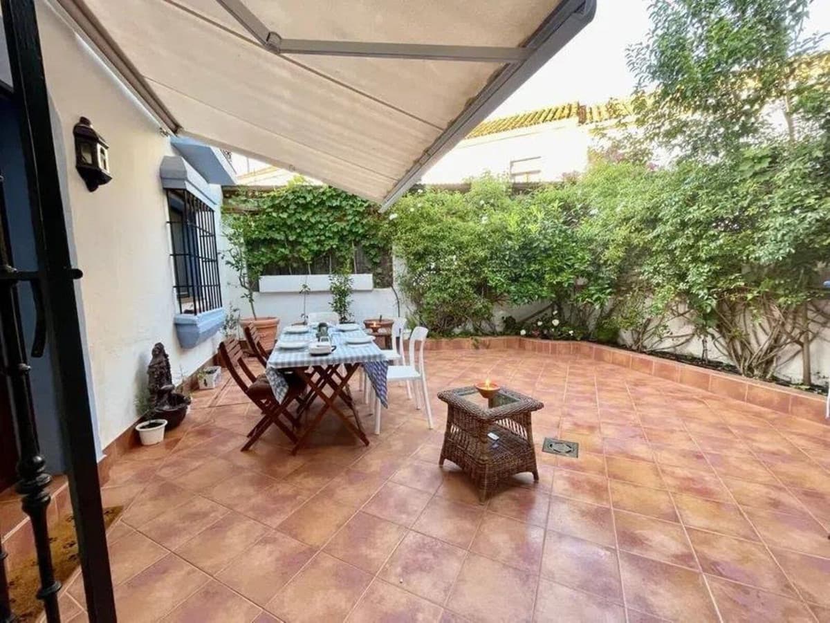 Townhouse in Guadalmina Baja — photo 6 of 10