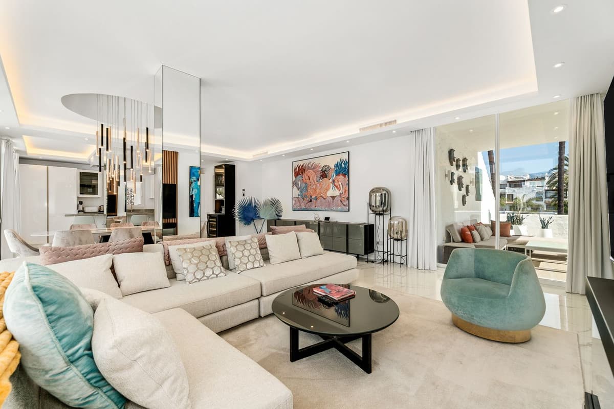 Penthouse Duplex in Puerto Banús — photo 2 of 10