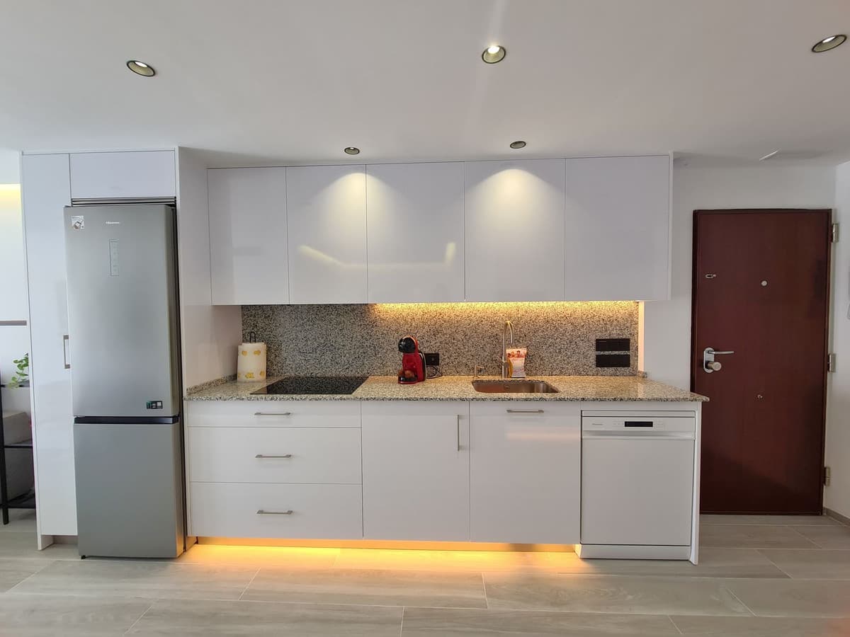 Top Floor Apartment in Estepona — photo 3 of 10