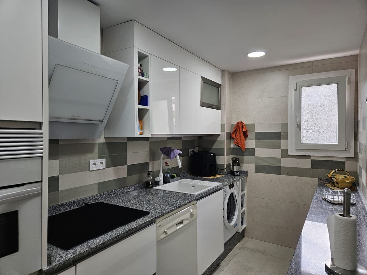 Middle Floor Apartment in Fuengirola — photo 10 of 10