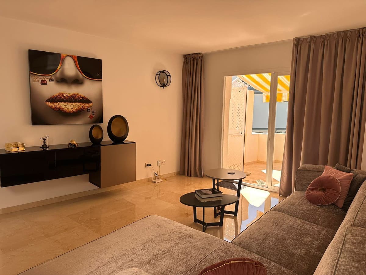 Top Floor Apartment in New Golden Mile — photo 6 of 10
