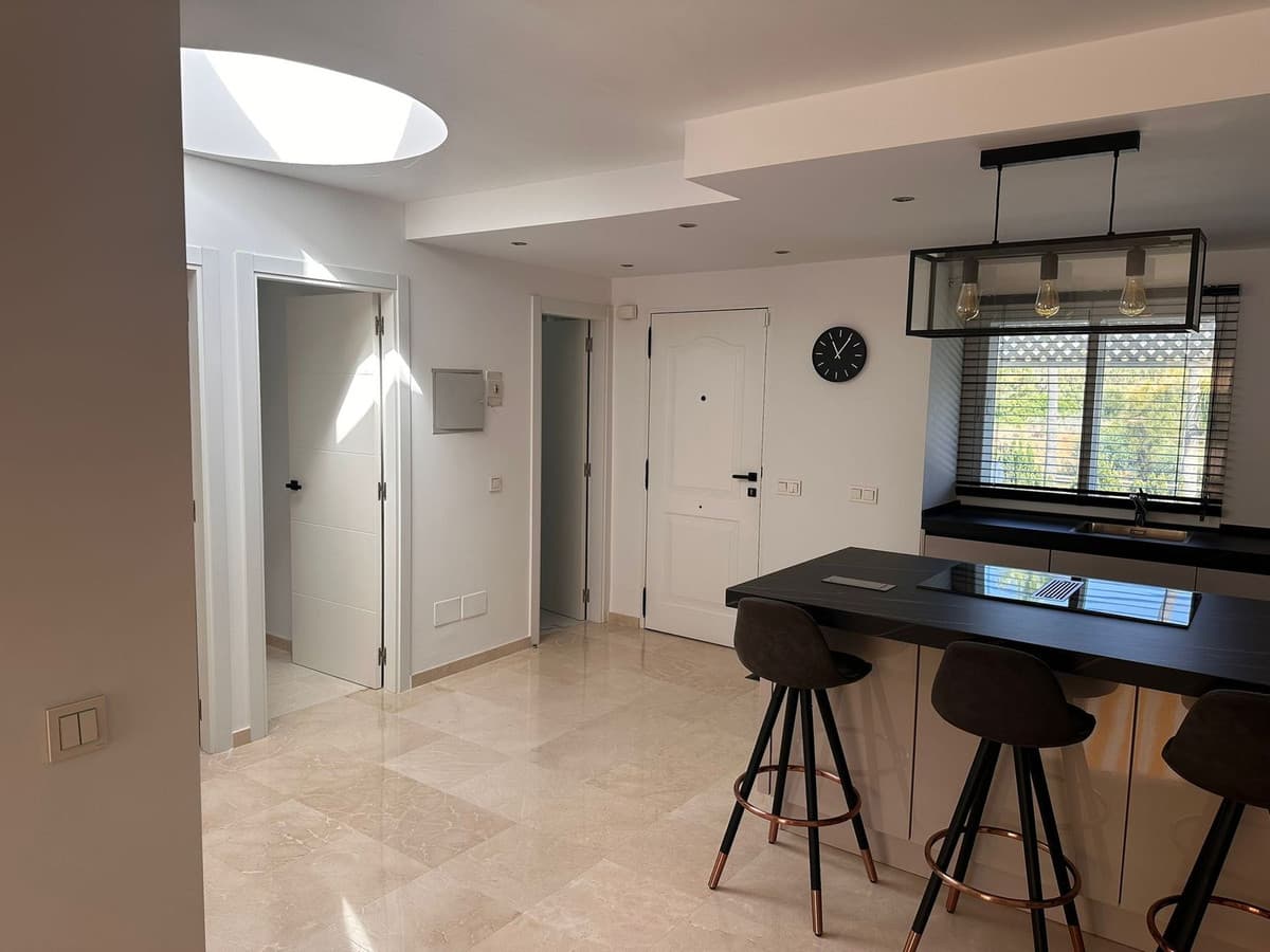 Top Floor Apartment in New Golden Mile — photo 10 of 10