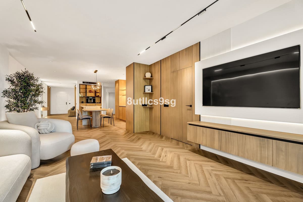 Ground Floor Apartment in Nueva Andalucía — photo 7 of 10