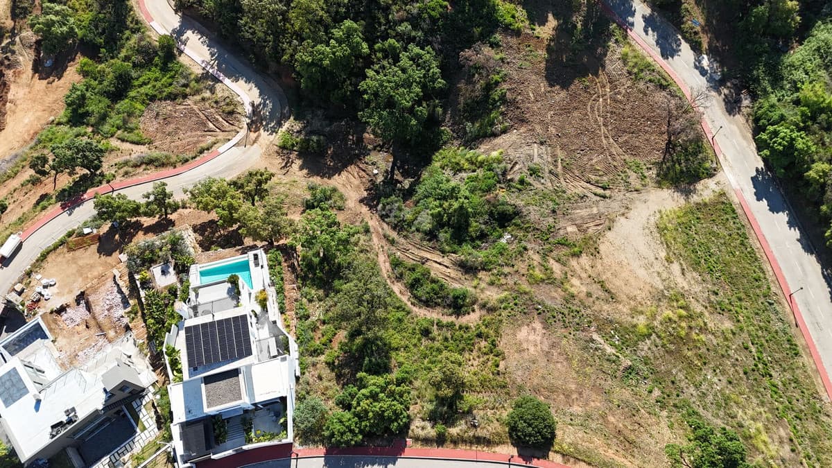 Residential Plot in La Mairena — photo 1 of 6