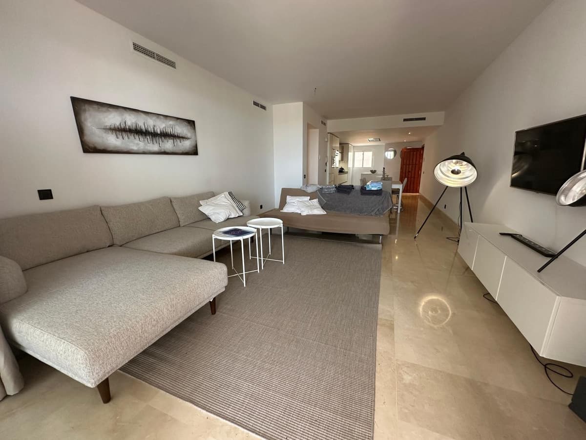 Ground Floor Apartment in Nueva Andalucía — photo 2 of 10