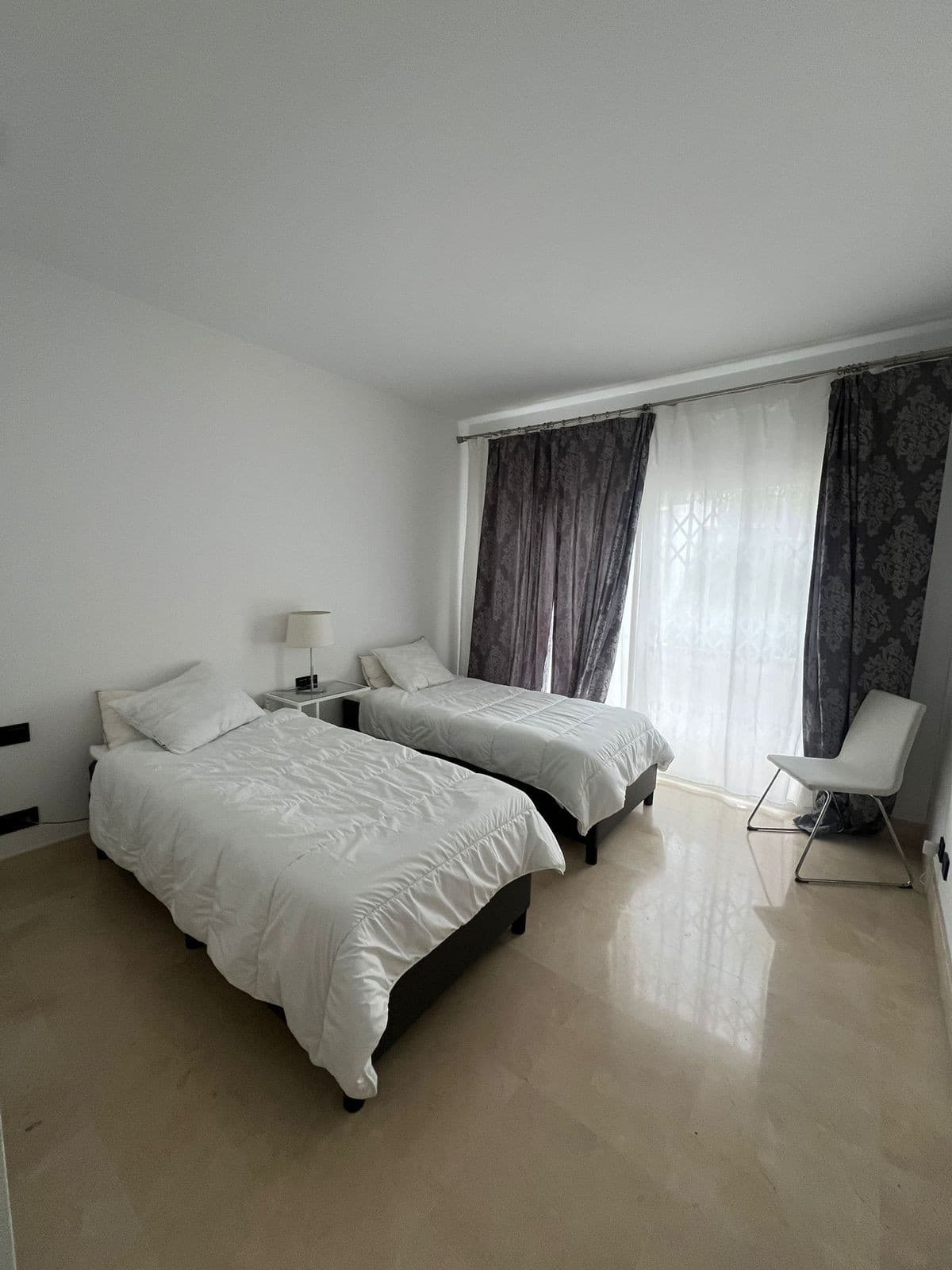 Ground Floor Apartment in Nueva Andalucía — photo 6 of 10
