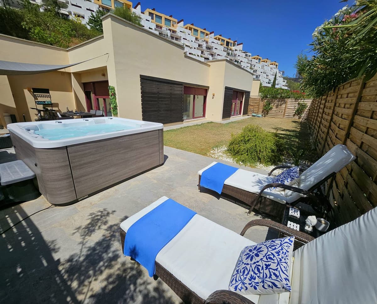 Detached Villa in Los Flamingos — photo 1 of 10
