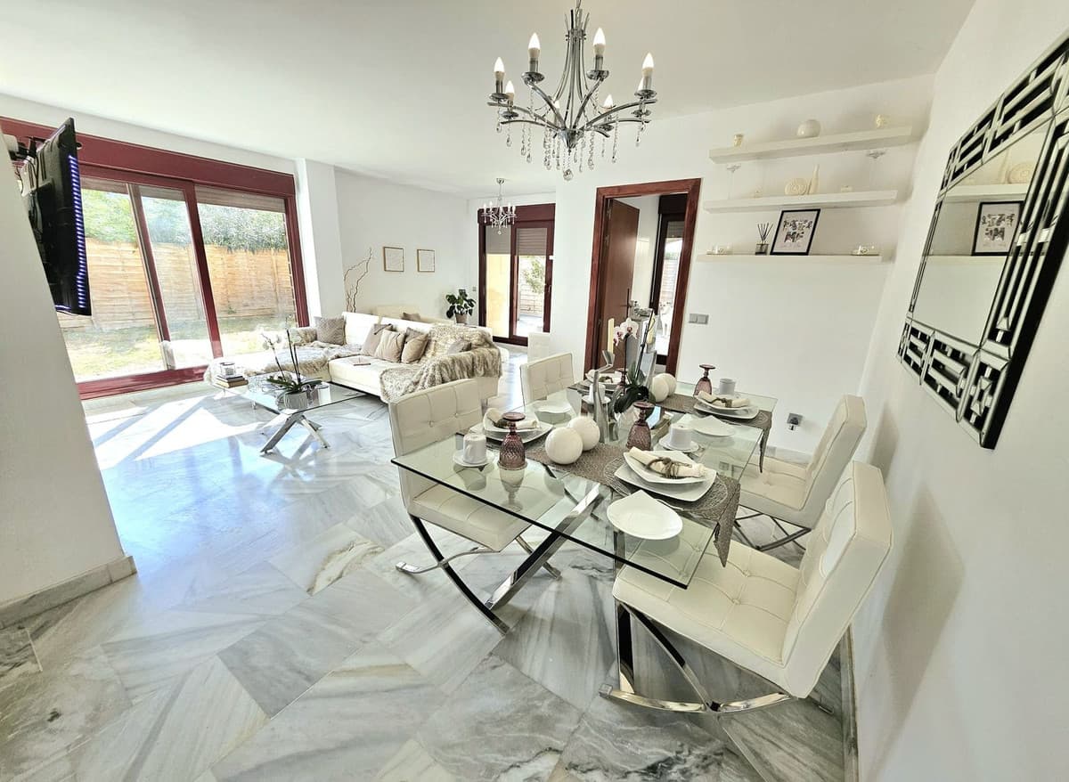Detached Villa in Los Flamingos — photo 8 of 10