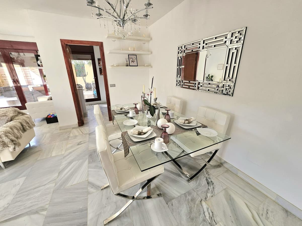Detached Villa in Los Flamingos — photo 9 of 10