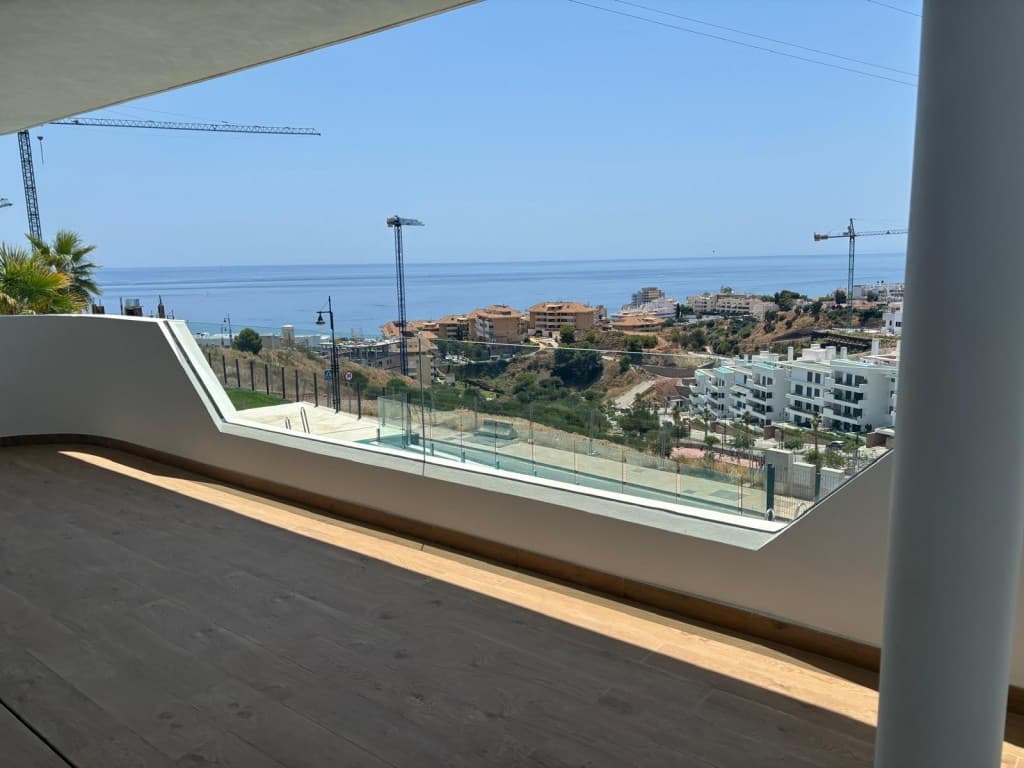 Middle Floor Apartment in Fuengirola — photo 9 of 10