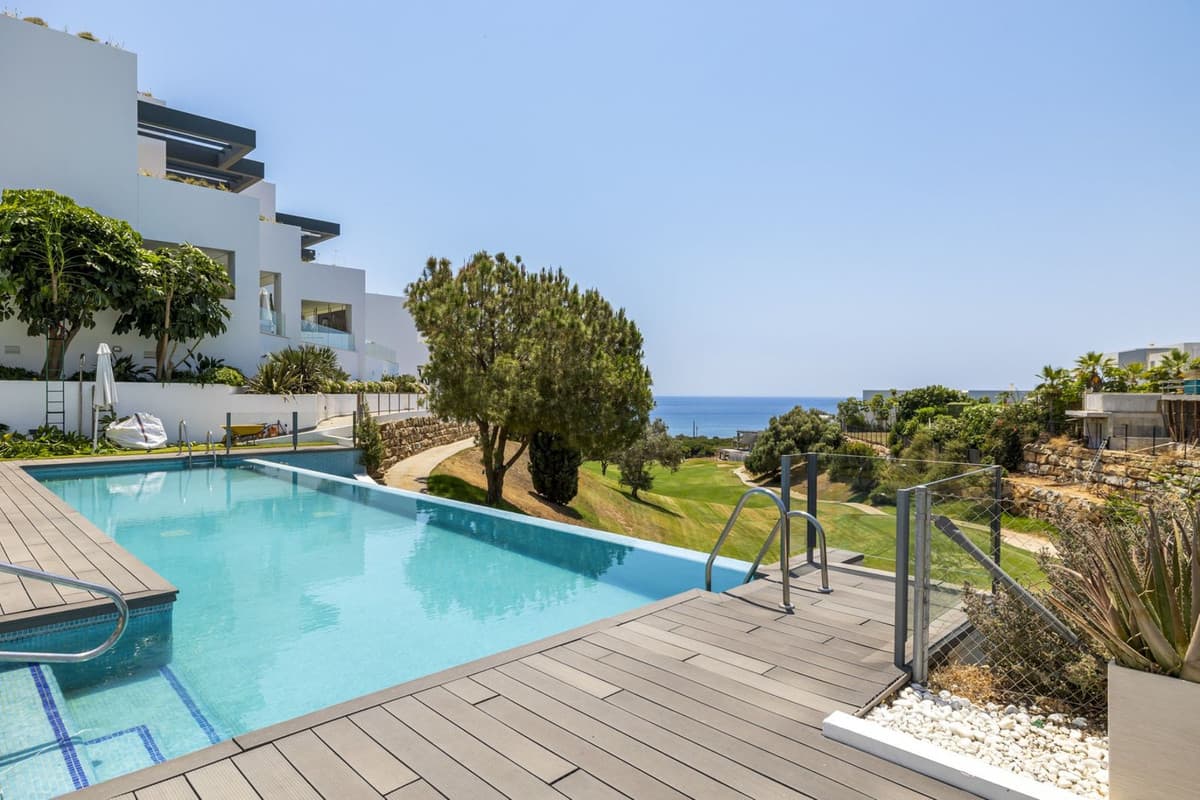 Ground Floor Apartment in Cabopino — photo 9 of 10