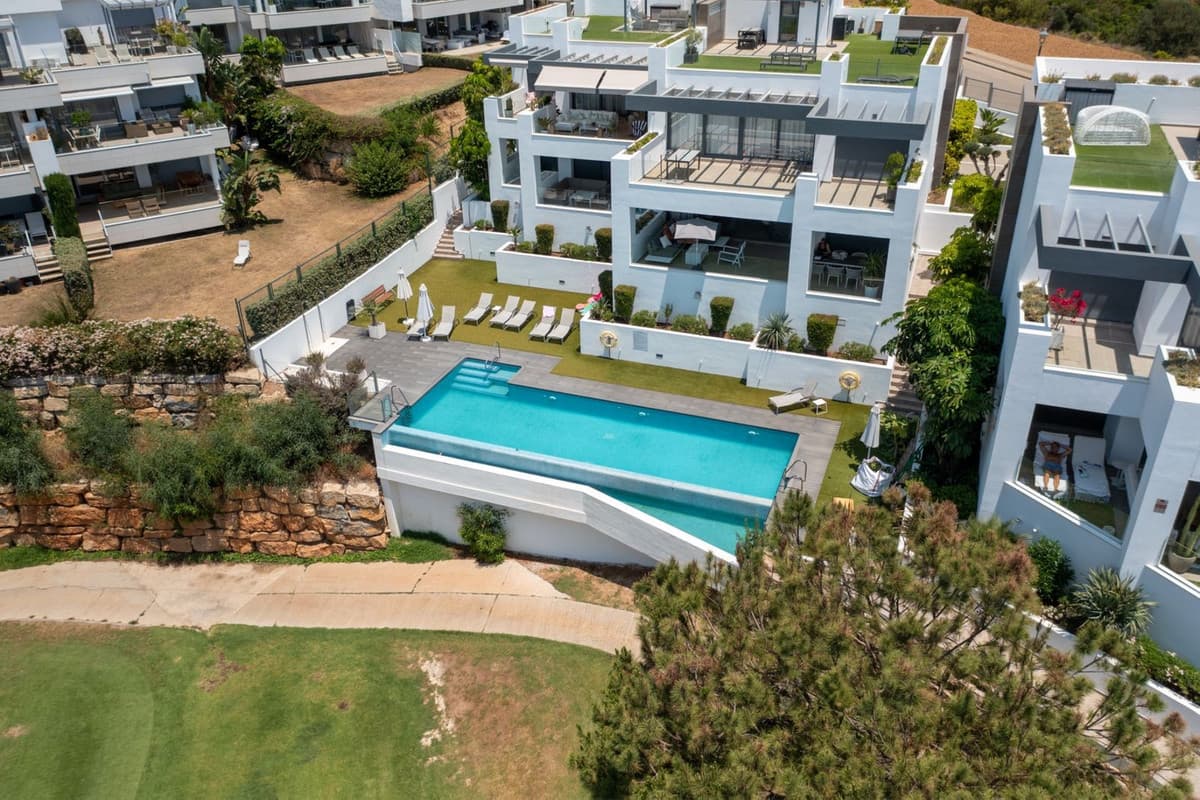 Ground Floor Apartment in Cabopino — photo 10 of 10