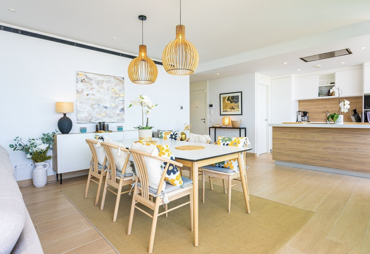 Middle Floor Apartment in Fuengirola — photo 7 of 10