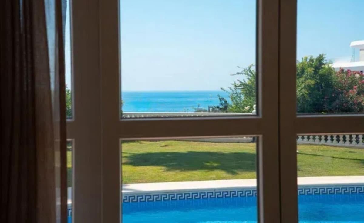 Detached Villa in Selwo — photo 3 of 10